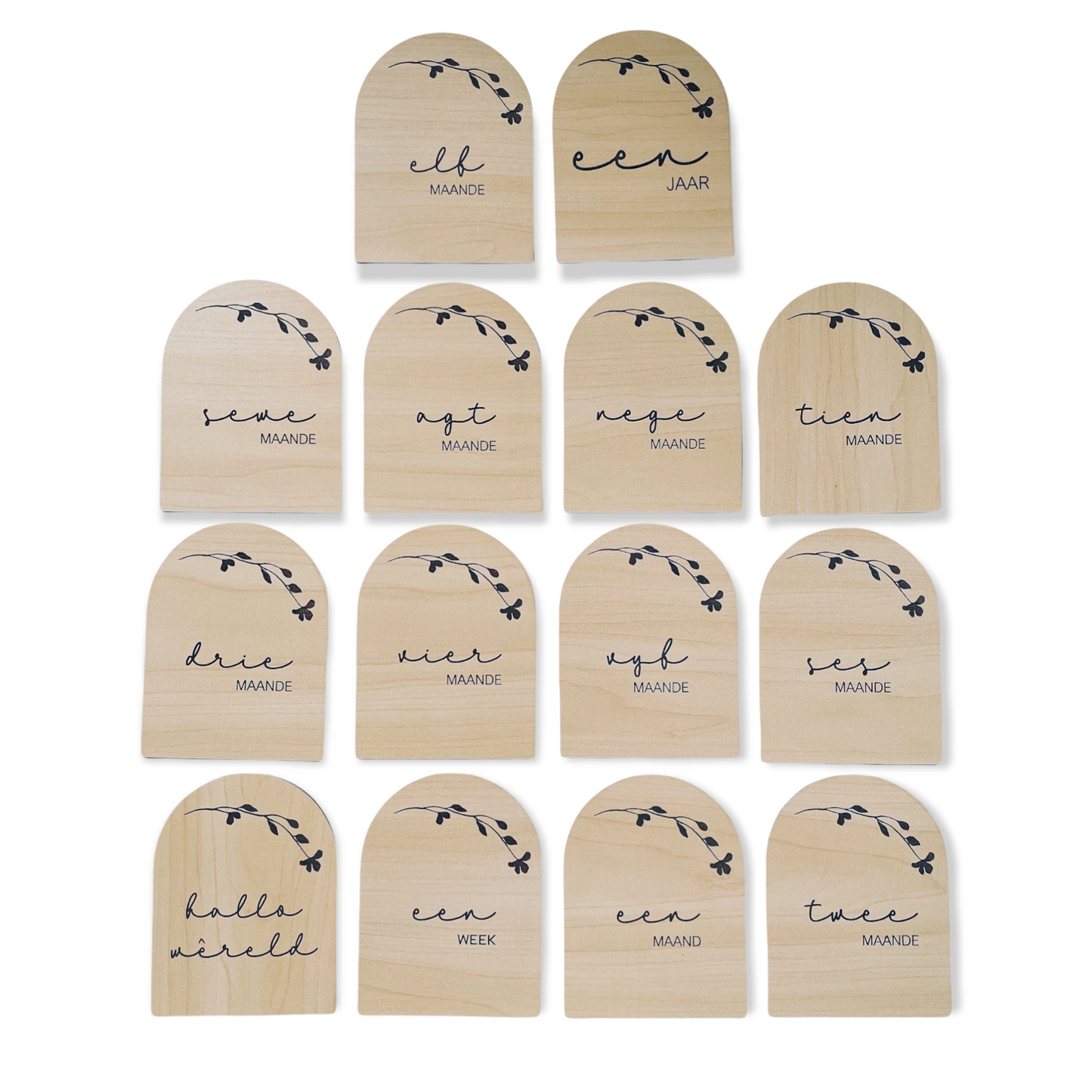 Capture your little one's milestones with our beautiful engraved wooden milestone cards. Our arched milestone cards come in a keepsake box, making it the perfect gift for any new parent.